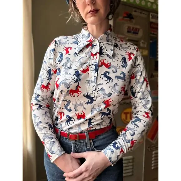 Vintage 70s Horse Print Blouse | Red/Navy Graphic Novelty Top | Point Collar | S - Picture 2 of 9